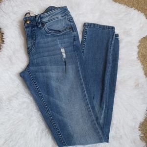 Forever 21 Skinny Distressed Jeans Size 24